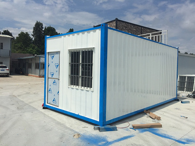 貴陽(yáng)集裝箱活動(dòng)板房的實(shí)驗(yàn)室正在建設(shè)中